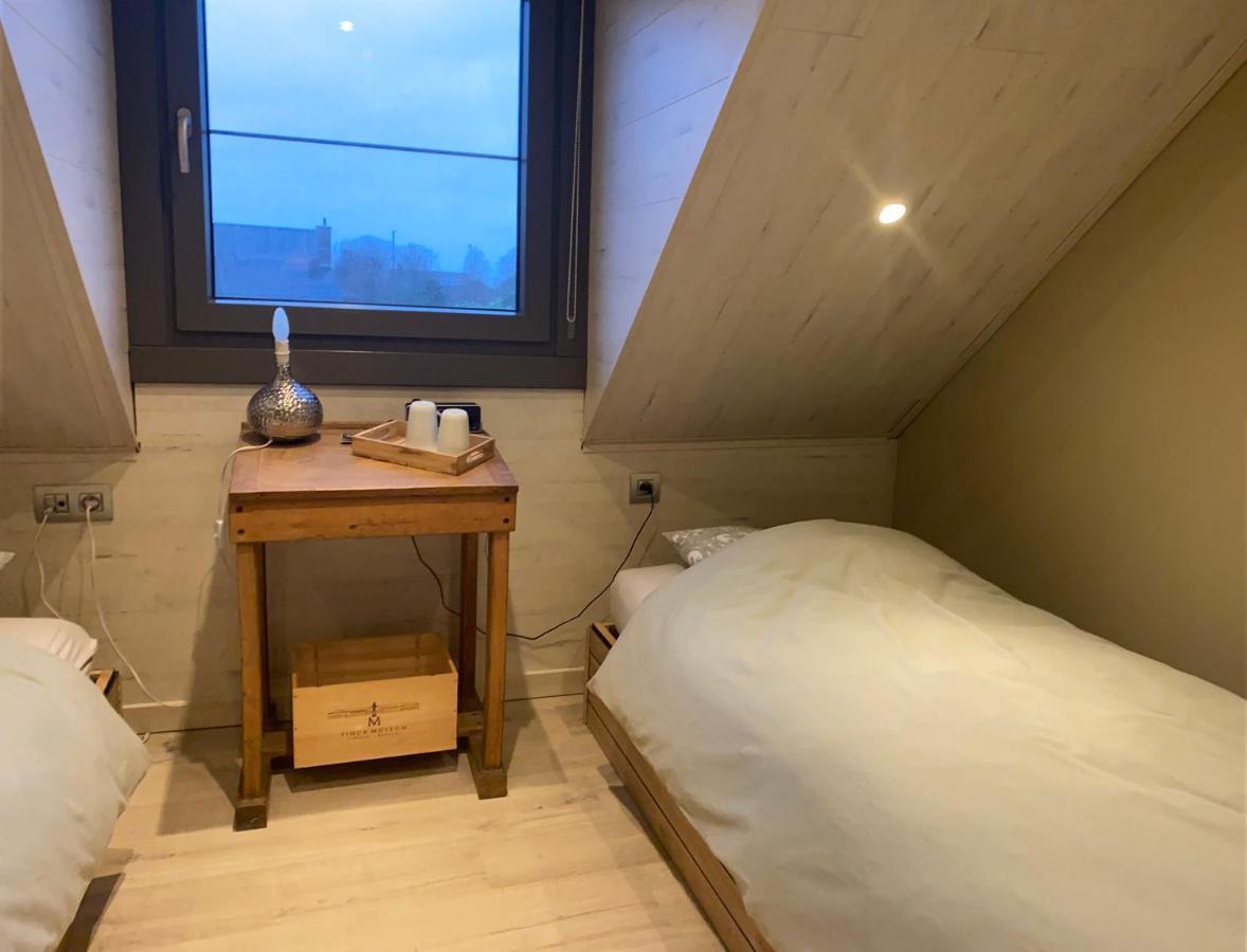 Bed and Breakfast Casadekama Evergem Zimmer foto